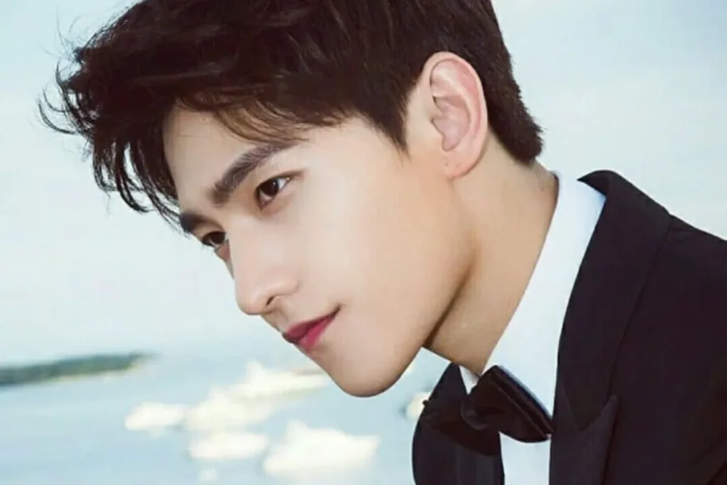 Top 10 Most Handsome Chinese Actors 2023