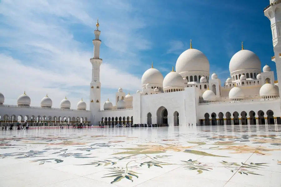 Top 10 Largest Mosques in The World 2023