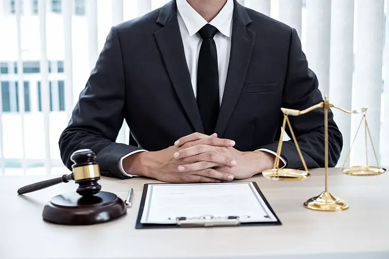 Top 10 Best Lawyers in The World
