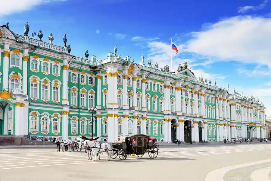 Top 10 Most Beautiful Palaces in The World